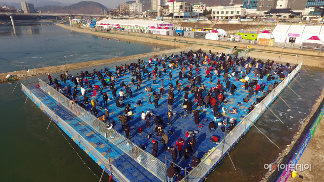 홍천강 꽁꽁축제, 내년 1월 13일 개막... 기간 축소 운영