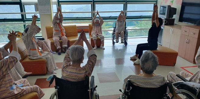 거창군, 이달부터 군립노인요양병원 치매·재활 프로그램 운영