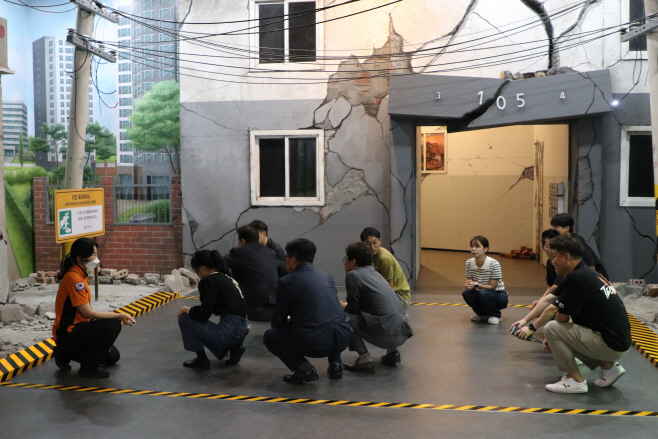 밀양소방서, 클린소방협의회와 경남안전체험관 방문