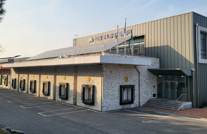 예산군 공공급식지원센터, 학교급식 지역식재료 사용 우수기관 선정