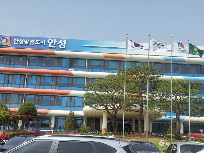 안성시, 경기도 최초 자율주행 트랙터 임대