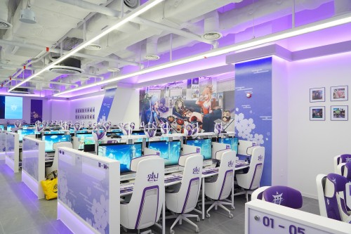 PC방에서 원신 하고, 이나즈마 라멘까지! 원신 PC 라운지 in Seoul 오픈