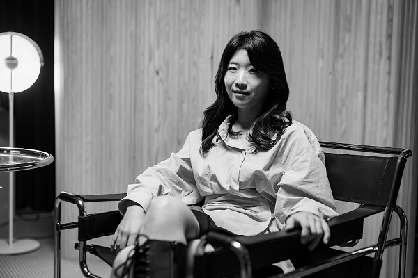 신진 작가 박소아이, 일상의 따뜻한 순간을 담은 첫 개인전 개최