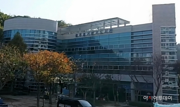 울주군 옹기종기도서관 18년만에 변신한다