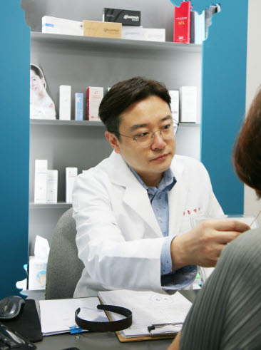 일상으로 빠른 복귀 가능한 필러시술, 상처부위 감염 ‘주의’
