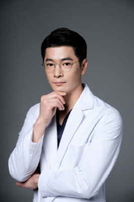 가슴 필러 시술, 염증 등 부작용 발생하면 제거 가능한 병원 찾아야