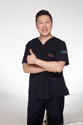 나들이 잦은 가을철, 허리 통증 대처법은?