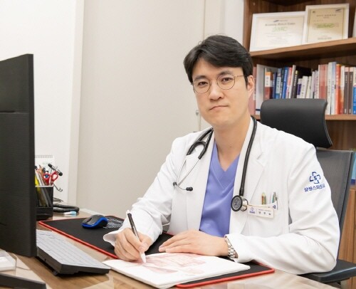 암 치료 끝난 후 후유증 해결 위한 재활도 중요