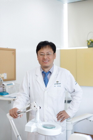 여드름 흉터 그리고 피부톤 치료