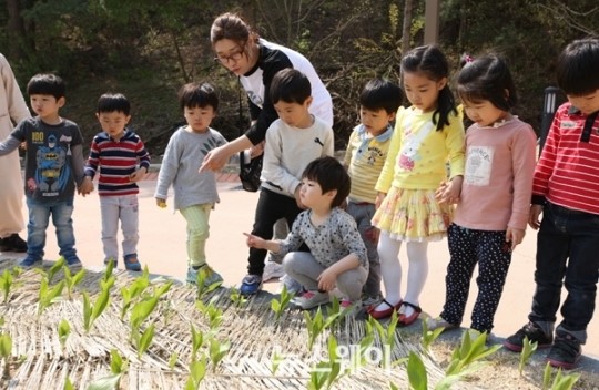 진안 마이산 ‘산약초타운’ 현장학습장으로 인기