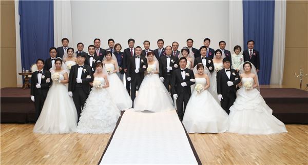 삼성전자, 수원서 사랑의 합동결혼식 개최