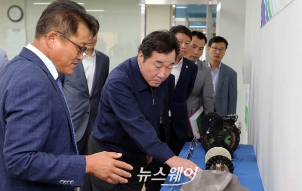 이낙연 지사, 지역 강소기업 ㈜썬테크 방문