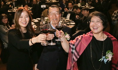 이봉훈 세기P&C 대표 “지난 40년간 국내 사진 문화 발전 함께했다”