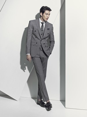 지이크파렌하이트, 김우빈 잡았다