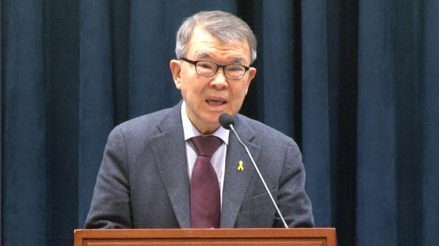 “1948년 8월 15일이 건국절로 국정교과서에 표기된다면?” 前 국사편찬위원장의 우려