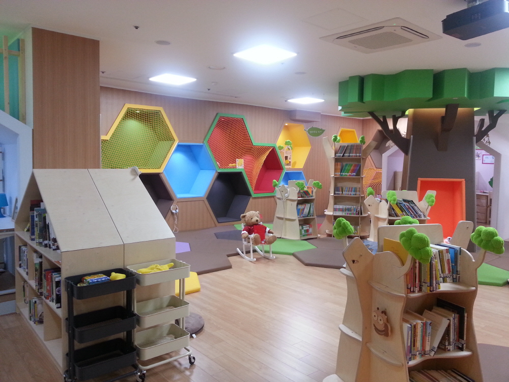 부모와 아이가 함께 크는 프리미엄 복합 교육공간 스마트러닝센터 오픈