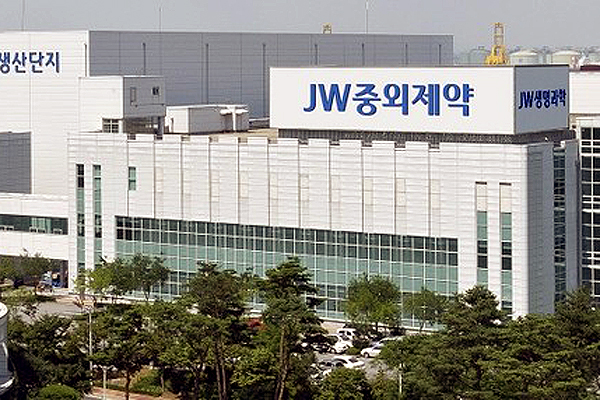 수익성 껑충 뛴 JW중외제약, 리바로가 효자 노릇…올해도 장미빛 기대