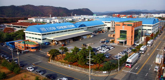 [(주)라이온켐텍] 합성왁스·인조대리석 분야 작은거인 향토기업 사회공헌 롤모델 우뚝