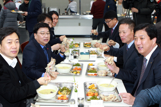 대전시 축산농가 돕기 삼계탕 시식행사