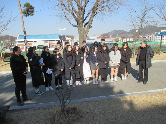 음성 무극중학교 30년 후 나에게 편지쓰기타임캡슐 봉인행사 가져
