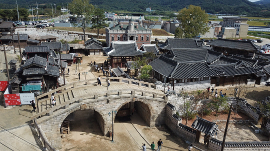 논산 백제군사박물관, 선샤인랜드문화체험 각광