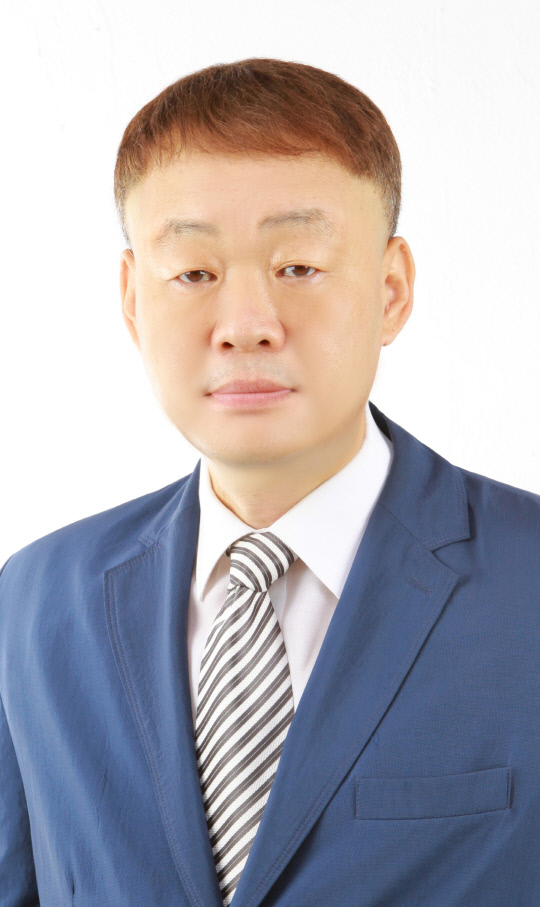 성현기 대전체육고 총동문회장 모교와 복싱협회에 마스크 전달