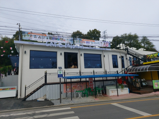 탑정호 카페미뇽, 가을 문화공연 선사
