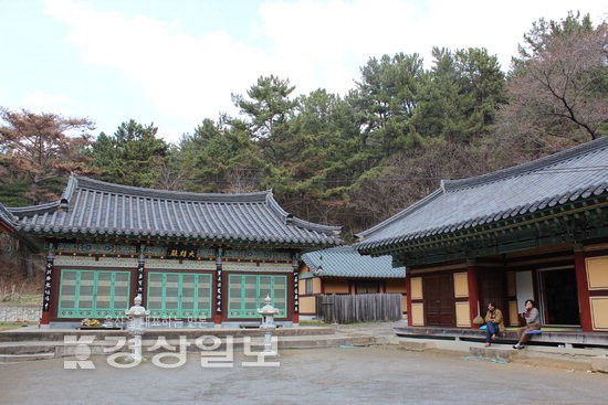[산사 길 타박타박]도심에 있지만 때묻지 않은 정갈한 맛 풍기는 관음사