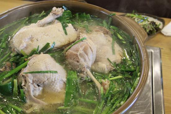 오리고기 제대로 잘하는 곳으로 소문난 성남 분당 맛집 앞뜰 인기