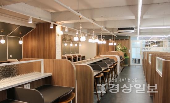 부산 해운대 센텀시티, 프리미엄 스터디카페 화이트펜슬 센텀점 OPEN