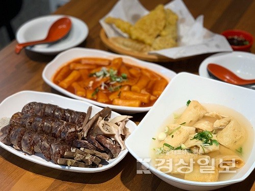 상반기 뜨는창업으로 주목받고 있는 대세 분식프랜차이즈킹오브떡볶이