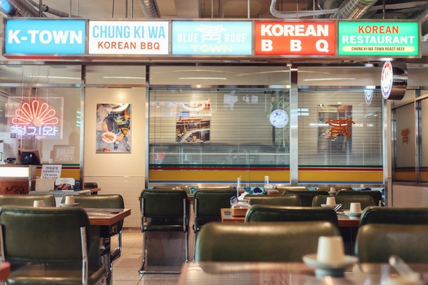 청기와타운 신사역점 오는 30일 오픈