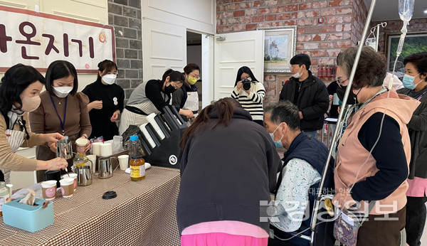 울주군가족센터 다문화·비다문화가 함께하는 다온지기 봉사단핸드드립 커피 나눔 봉사