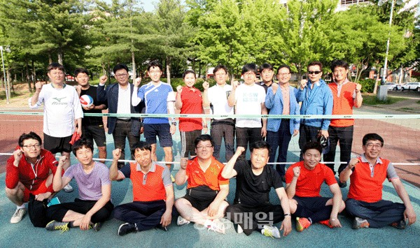충북기자협회 출입처별 족구대회