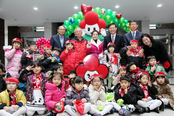 금산다락원서 희망나눔 캠페인 순회모금 전개