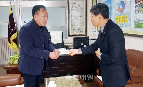 부여 외산면총화협의회, 외산초·중학교에 장학금 기탁