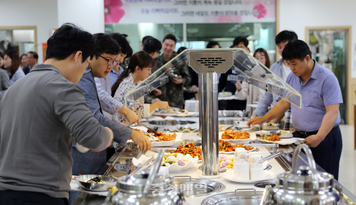 영양사·조리사들 열정, 구내식당을 맛집으로