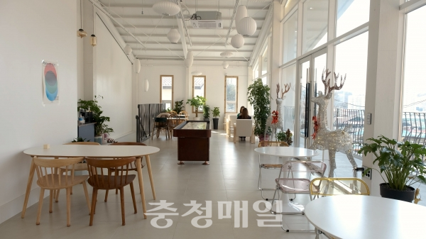 영동 카페온(溫)서 따뜻한 커피 한 잔 즐겨요