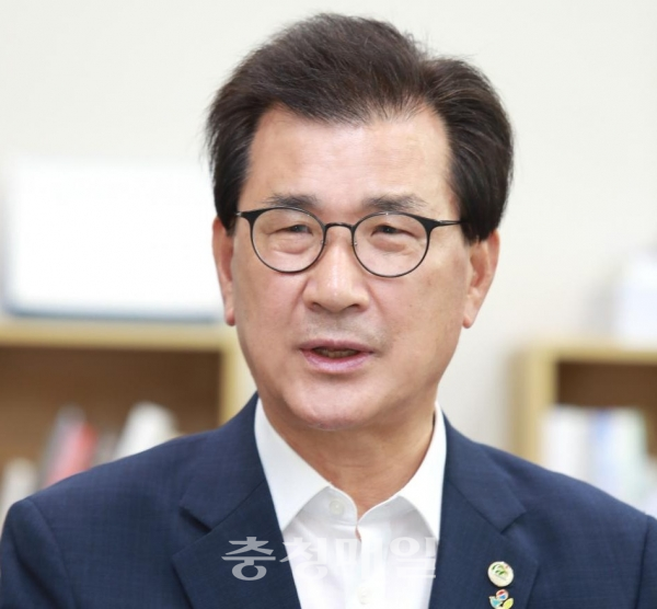 이시종 충북지사 방역패스 현장 목소리 듣고 문제점 개선하라