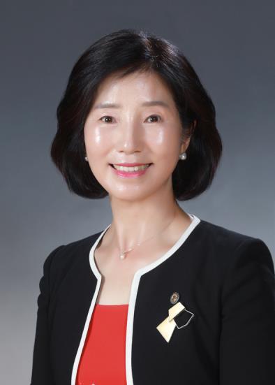 손희순 괴산증평교육청 교육장, 괴산군 명예군민 선정
