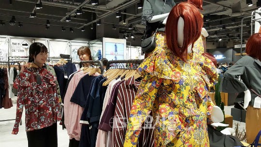 신세계센텀시티, 가을 신상품 비중 늘려