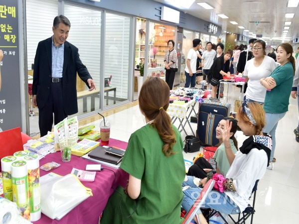 진주아지매들로 꽉찬, 에나몰