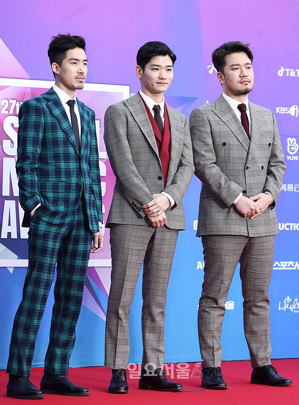 [IS포토|서울가요대상] 와이낫, 근엄하게