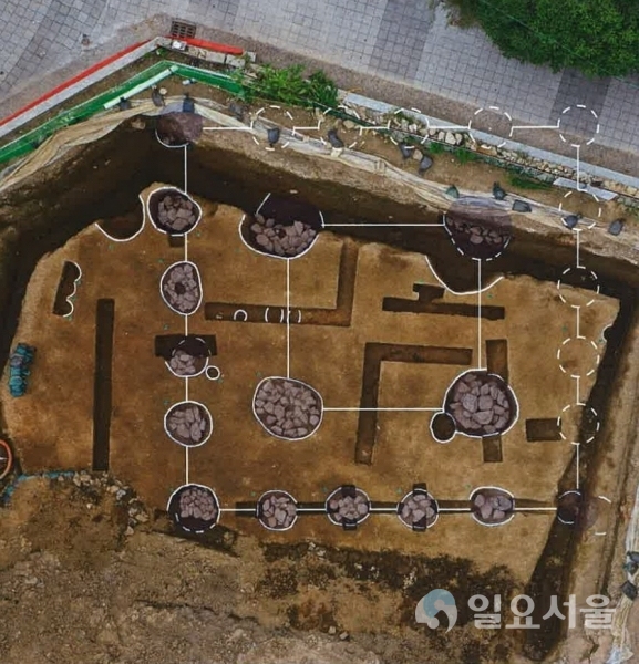 김해 봉황동 유적 인근 적심 갖춘 가야시대 건물지 최초 확인