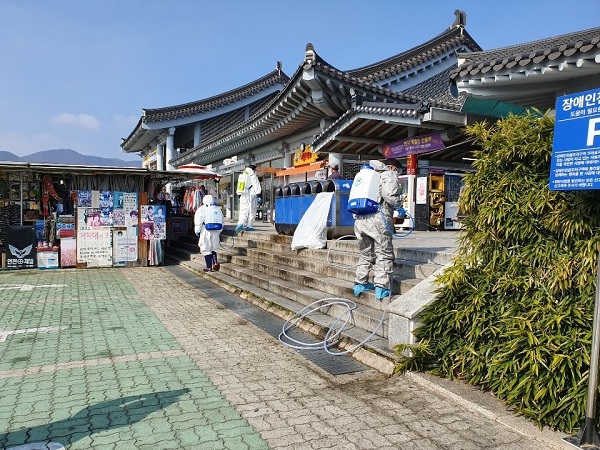 경주시 황남동 통장협의회, 황리단길 방역 실시