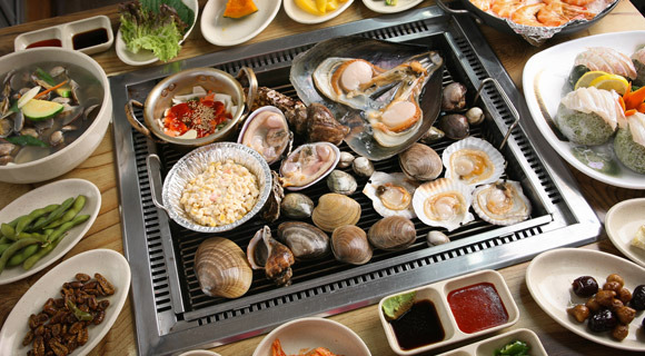 [오이도 맛집] 바다를 벗 삼아 조개구이 한 입 오이도 통큰동호네 횟집