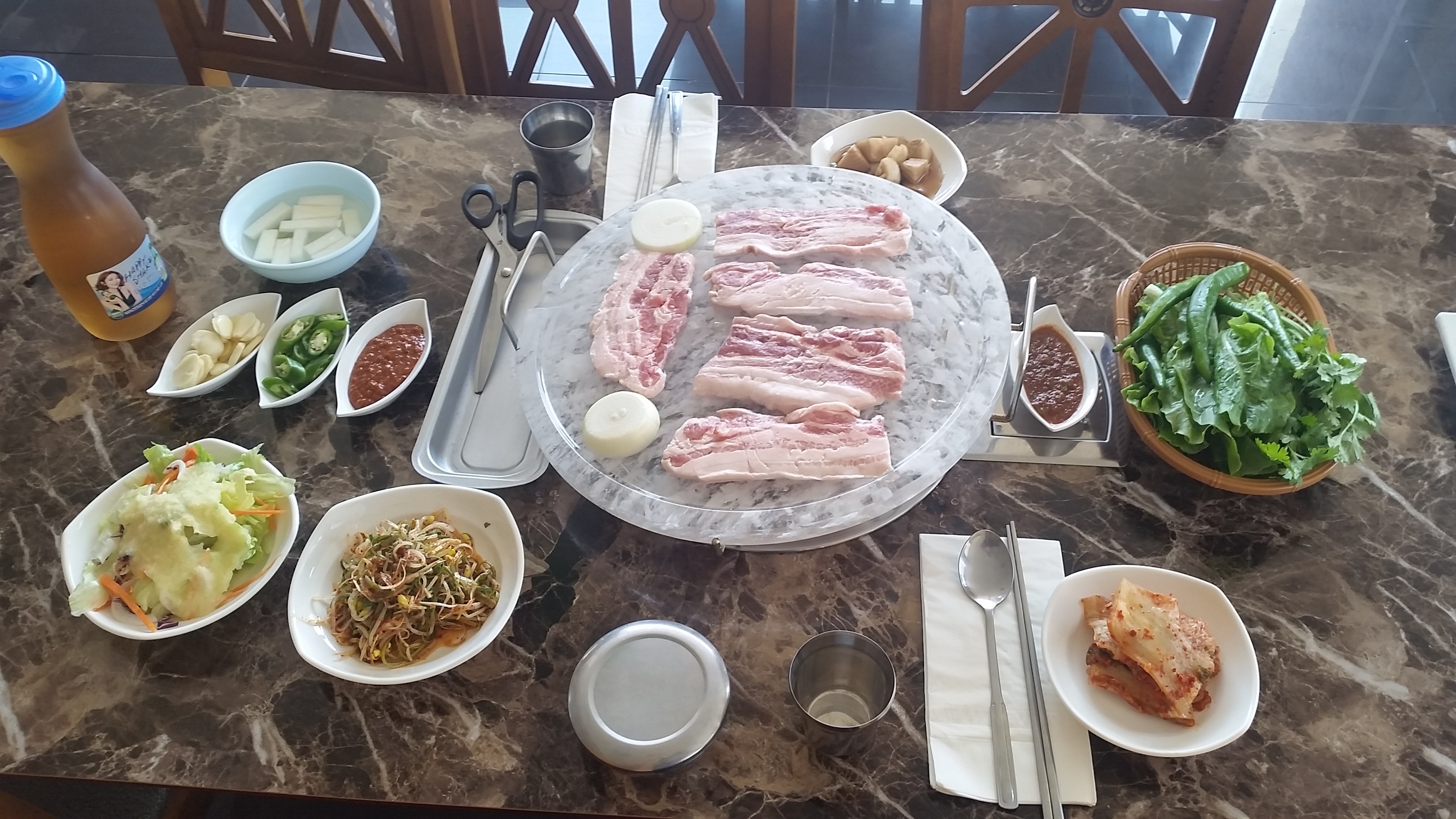 [파주 맛집] 푸짐한 양·착한 가격...파주 삼겹살 맛집 용돈 만원