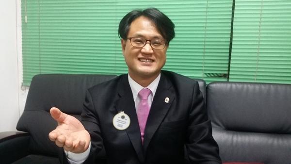 이우규 국제라이온스협회 354―H지구 제3지역 부총재 봉사하며 배운 용기, 기업 매출에도 도움