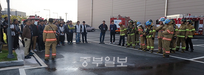 김포소방서, 대형 물류창고 현장대응훈련 실시