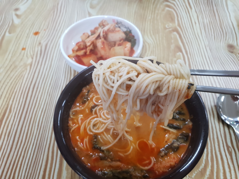 [맛집유랑] 광명 신수문 어탕국수, 왕이 먹던 사계절 보양식 남녀노소 후루룩 氣충전
